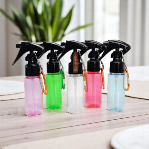 Combo 4 Bình Xịt Nước Có Móc Khóa Mini Cầm Tay 60ml Phun Sương Diện Rộng Siêu Mạnh