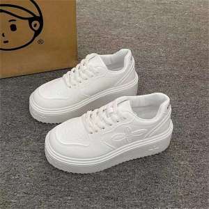 ผลิตภัณฑ์ใหม่SALE รองเท้าผ้าใบสีขาว รองเท้าผ้าใบเสริมส้นผู้หญิง ไซส์ 36-40 พื้นนุ่มมาก เดินสบาย ไม่เจ็บเท้า ไม่ยับ