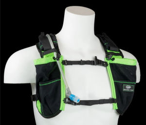 Gear Vest 2L: for running biking triathlon training (Green-Green)