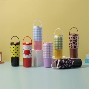 URBAG ลายตารางรักโบว์ ถ้วยคิงสแตนเลส ฉนวนกันความร้อนหรือความเย็น พร้อมมือถือ แก้วสูญญากาศแบบมีหลอด แบบพกพาได้ 800มิลลิลิตร ถ้วยสุญญากาศสุญญากาศ สำหรับเด็กนักเรียนเด็ก