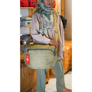 TAS SELEMPANG PRIA CONSINA DAYPACK / MESSENGER BAG JAVA SCRIPT