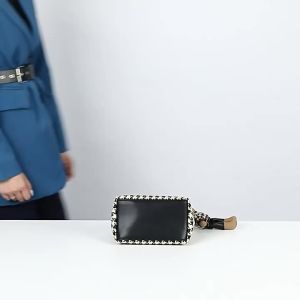 2024 New summer plaid pattern bag high-end and cute womens bag fashionable and versatile shoulder bag crossbody small square bag