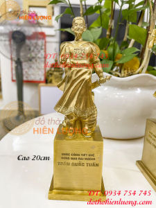 Tượng Trần Quốc Tuấn bằng đồng mẫu đẹp cao 20cm 24cm 30cm