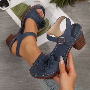 Free Shipping WomenS Chunky Heel Platform Sandals With Decorative Flowers Plus Size One-Strap Design
