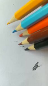 Qiaomi colored pencils 48 Color student hand-painted oil-based colored pencil drawing pen 36 Color 24 Color 12 Color-specific graffiti