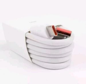 Charger Xiaomi Turbo 33W dengan Kabel Type C - Putih