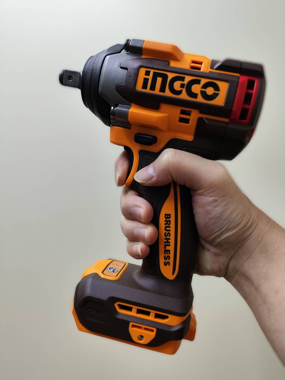 INGCO รุ่น CIWLI2050 แรงบิด 500 N.m บล็อคกระแทกไร้สาย 20V