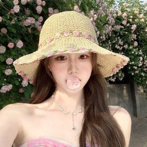 Flower Straw Hat for Women Wide Brim Summer Beach Foldable Sun Hat for Vacation and Sun Protection