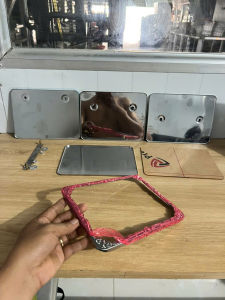 Biển Số Xe Máy - Xe Điện INOX Cao Cấp VIỀN BÔNG L1 - Chống Rung Chống Nước