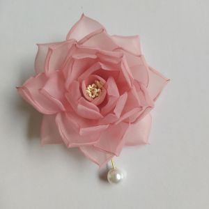 Hoa cài áo handmade Canto hoa cài áo màu hồng tôm phối trâm cài ngọc