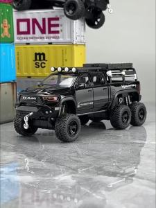 SDSX ﻿ 1:32 Dodge Tyrannosaurus Rex RAM 1500 TRX 6*6 Warlord Alloy Miniature Car Diecast Metal Scale Model Sound ＆ Light Kid Toy CarFYK