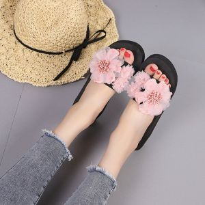 [Free Shipping] Fashionable Outdoor Slip-On Sandals For Women Summer Korean Style Floral Flat Versatile Beach Shoes Seaside Wedge Thick-Soled Non-Slip Sandals