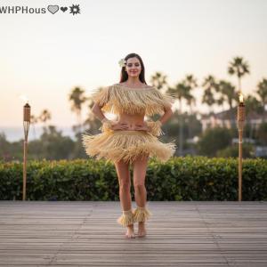 WP💓💛💖 Natural Raffia Hula Skirt Set for Adults 5 Pieces with Wristbands Perfect for Hawaii Themed Party Beach Performance