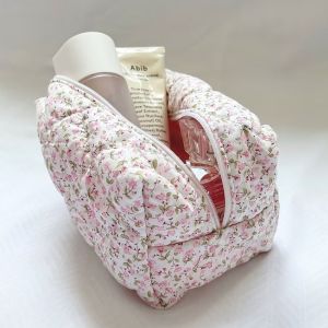 KLICKKRATE Flower Printed Floral Puffy Quilted Makeup Bag Makeup Accessory Cosmetic Pouch Large Travel Cosmetic Bag Portable Storage Organizer Toiletry Handbag Women Girls