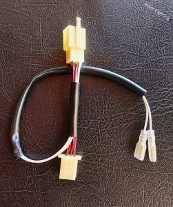 Fazzio ชุดปลั๊กต่อไฟหรี่เลี้ยวหลังตรงรุ่น ฟาสสิโอ