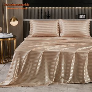 เตียงผ้าไหมซาตินจําลองหรูหราบางเบา ชุดสูทสามชิ้น