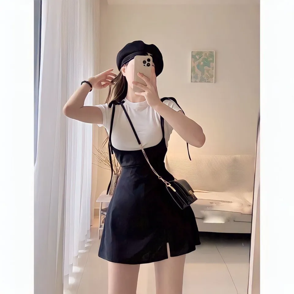ẢNH THẬT ] Set váy yếm hai dây phối tơ lụa mix chân váy xếp ly xịn xò |  Shopee Việt Nam