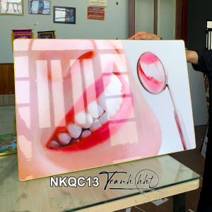 Khung tranh Nha Khoa thẫm mỹ trang trí Tranh treo tường Nha Khoa nụ cười khỏe đẹp trắng sáng tráng gương NKQC13