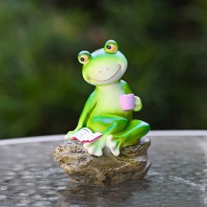 FEELING WELL รีซิน ของตกแต่งกบ การ์ตูน น่ารัก ประติมากรรมสัตว์ ของตกแต่งโต๊ะทำงาน สร้างสรรค์ รูปปั้นกบในสวน ตู้ปลา