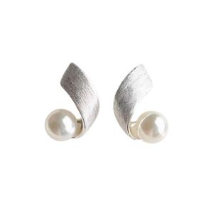 TAMARAH Minimalist Style Silver Pearl Studs Hypoallergenic Faux Metal Geometric Twisted Earring French Luxury Jewelry Fine Craftsmanship Brushed Spiral Earrings Daily Wear