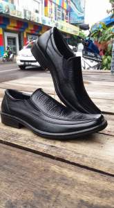 Sepatu Formal Kulit Sapi Termurah