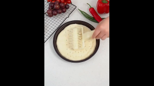 Pizza Tray Round Pizza Serving Tray Pizza Bakings Plate AluminumAlloy Material Pizza Cooking Tray Pizza Bakings Pans