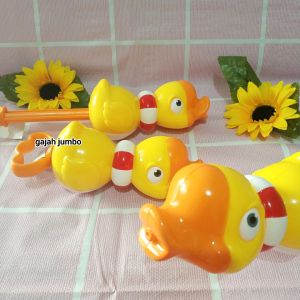 Mainan Bebek Tembak Air Mandi Berenang Water Gun Sprout Duck Bayi Anak