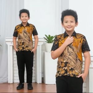 Batik Couple Keluarga Pasangan Ayah Ibu Anak Laki Perempuan Lengan Pendek Panjang Modern Batu Hitam