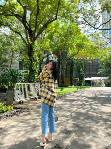 KEMEJA FLANEL WANITA TERBARU / KEMEJA KOTAK FLANEL OVERSIZE JUMBO KOREA KEKINIAN 4005