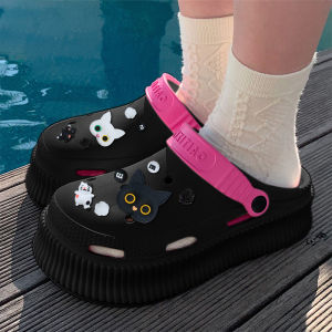 Lishops มาใหม่ รองเท้าแตะหัวโตแฟชั่น ดีไซน์รุ่นนี้คือสวยน่ารักมากับโทนสีใหม่ที่มินิมอลมาก มาคู่กับตัวติดลายน้องแมวที่เข้าได้ดีกับ 4 สีใหม่นี้เลย คุ้มๆแบบนี้รีบกดนะของหมดอดรอนานเลย