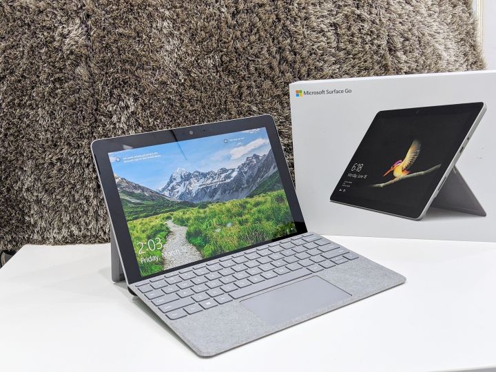 Microsoft Surface Go | Ram 8gb, windows 10, sử văn phòng word, Excel,.. giải trí |  Tặng sạc và bàn phím chính hãng