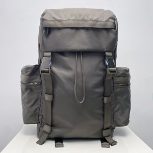 lululemon Backpack 25L Large-capacity gym bag lightweight commuter outdoor travel bag waterproof student backpack