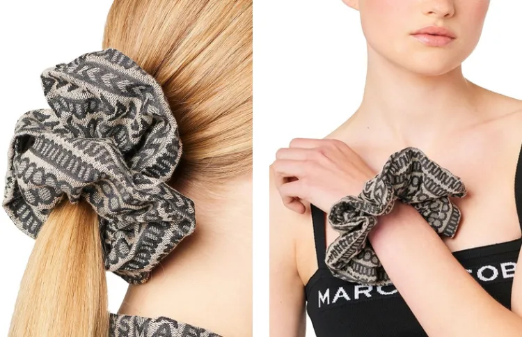 Marc Jacobs Monogram Jacquard Scrunchie in Natural Jacquard  display picture 3