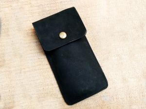 Dompet Tempat Jam Kulit Sapi Crazy Horse  Warna Hitam- Garansi 1 Tahun