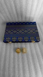 กล่องใส่พระกันดิ้น 20*29*4cm รองฟองน้ำสูง ขนาด กล่องใส่เพียงพร้อมสำหรับการใช้งานในร้าน,บ้านหรือตำแหน่งงาน