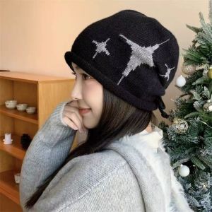 NIFINE Dày hơn Mũ len đan Chống gió Mẫu sao Mũ len có dây rút Thường ngày Chống lạnh Mũ bảo vệ tai Phụ nữ