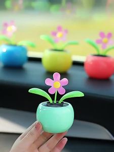 Đồ trang trí xe hơi phụ kiện nội thất xe hơi hoạt hình đồ trang trí nhựa hình hoa hướng dương năng lượng mặt trời phụ kiện xe hơi dành cho nữ.