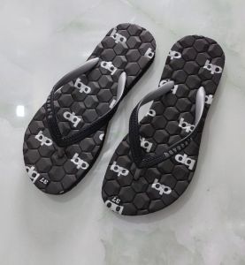 dép kẹp nữ xỏ ngón nữ đế có lớp tẩy cao su chống trượt nền xốp mềm mang êm chân siêu bền size từ 35-39..