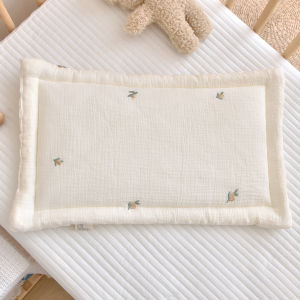 หมอนป้องกันเส้นด้ายฟองทำจากผ้าฝ้ายสำหรับเด็กแรกเกิดหมอนป้องกันไม่ให้เกิดการถ่มน้ำลายเบาะนอนน้ำนม