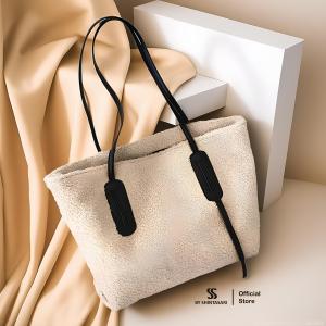 Tote Bags Import Wanita Tas Bulu Angora Wool Kapasitas Besar Ukuran 34 x 15 x 29cm Premium IMPT007