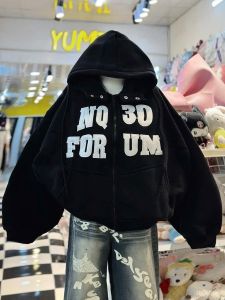 Áo Khoác Nỉ Hoodie Cặp Đôi Nam Nữ Logo Thêu Nổi NQ30 Có Túi Trong Nón To Chống Nắng