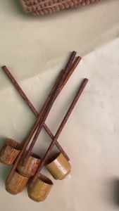 Cống múc rượi ly đong rượi dạng đứng bằng gỗ dừa PHÚC HƯNG PHÁT kích thước R4cmxD14cm.