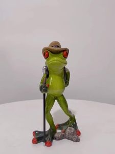 Creative Mountain Climbing Frog Statue Resin Animal Sculptures Long-legged Frogs Figurine Home Living Room Bedroom Decortion