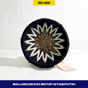 HUGeARNS - Walldecor D30 Motif Hitam Putih / Hiasan Dinding Ruangan anyam / walldecore anyam dekorasi cafe rumah maupun kantor / Walldecor Placemate / Hiasan Dinding Ruang Tamu Aesthetic/ Dekorasi Kamar Tidur / Pajangan Rumah / Hiasan Dinding