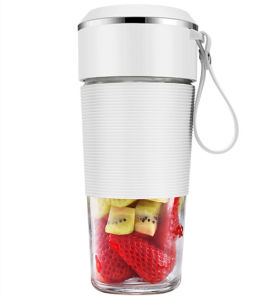 Portable Blender Juicer Cup 4 Blade Smoothie Blender Mini Fruit Juice USB Rechargeable