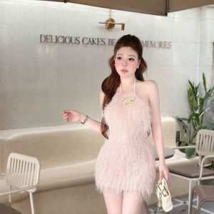 MK_Đầm body váy thiết kế đi tiệc đầm Ren Lông cổ yếm ôm body dáng ngắn đính phụ kiện có mút ngực