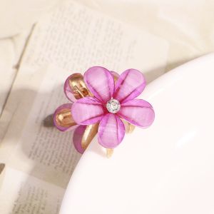 Luckin Mart Alloy Mini Flower Hair Claws Women Small Hair Clips Headdress Kids Sweet Hairpins Barrettes Fashion Hair Accessories