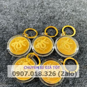 Móc Khóa Đồng Xu Khắc Hình Con Rắn - Tỵ Chất Liệu Niken Mạ Vàng Phong Thủy May Mắn