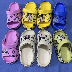 Dép siêu nhẹ tập đi trẻ em sục cross cho bé trai bé gái siêu nhẹ chống trơn trượt