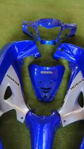 ชุดสี W-125R หัวแหลม เบ้ากลม สีน้ำเงินตัดฟ้าคราม(12ชิ้น)แถมน๊อตพอชฟรี